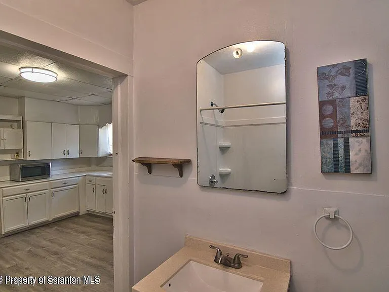 1418 Capouse Ave — Photo 22
