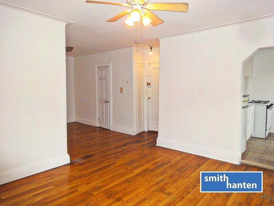 1st image of 139 Smith St APT 1B