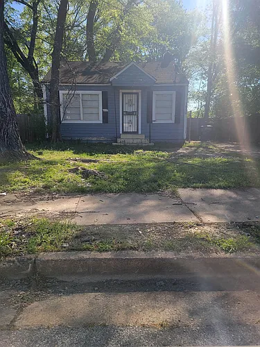 1500 Echles St Photo 1