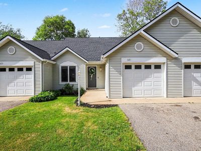 321 Nestlewood Dr, Holland, MI, 49424