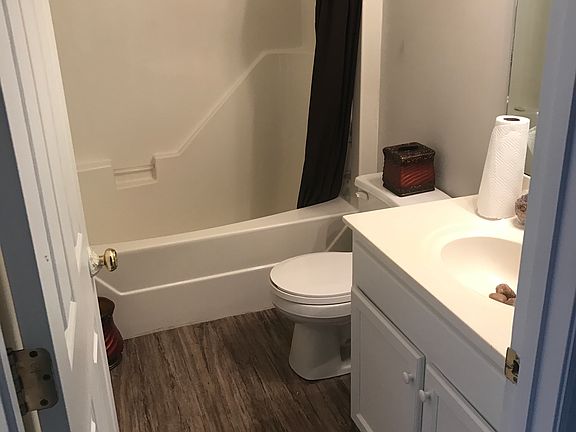 Upstairs Bathroom