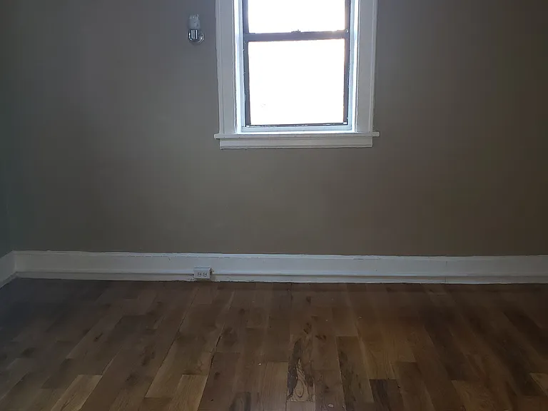 205 Washington Ave #B — Photo 2
