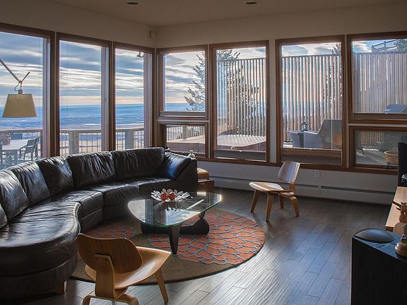 Living area with solid 3/4 inch wood floors