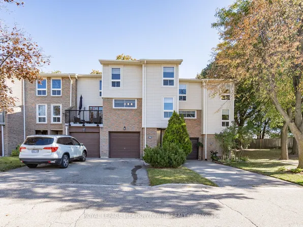 7251 Copenhagen Rd #34, Mississauga, ON L5N 2H6
