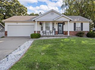 12 Mallard Pointe Dr, O'Fallon, MO 63368