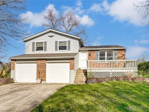 4460 Summit Ridge Dr, Dayton, OH 45424