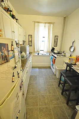 Rented by Michael Apfelbaum, LREB | media 4