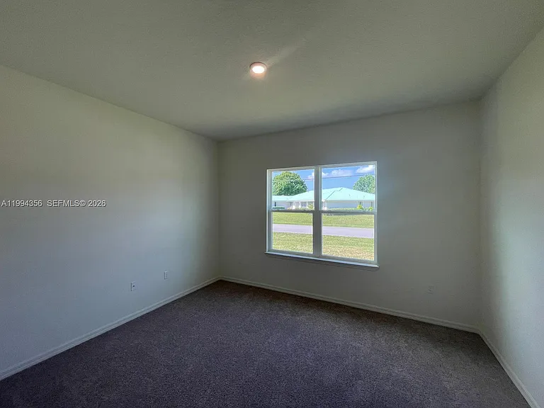 2133 SE Flanders Rd — Photo 14