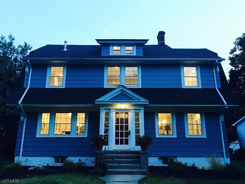 1st image of 380 Irving Ave