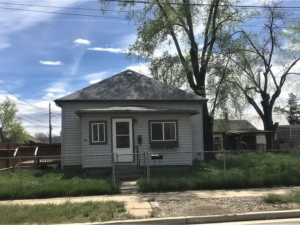 1st image of 521 Fairview Ave