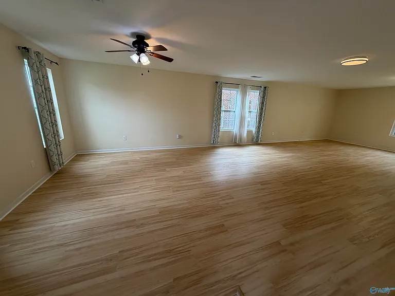 222 Ivyleaf Dr NW — Photo 2