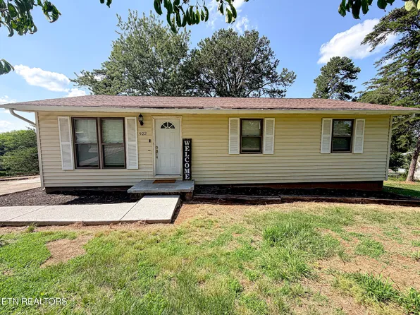 922 Pine St, Seymour, TN 37865