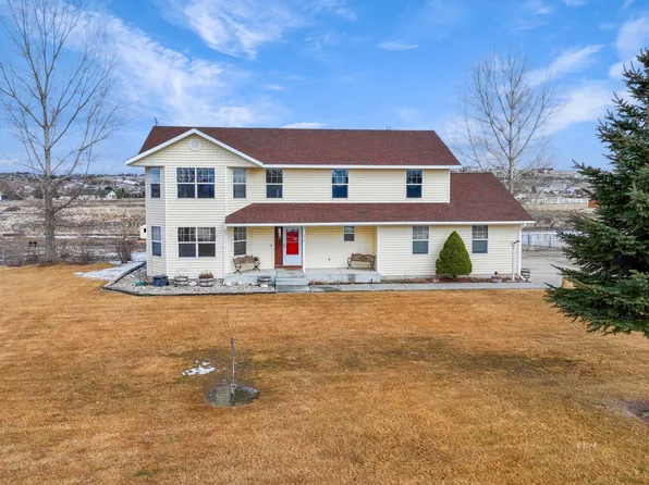 414 Valley Bend Dr, Spring Creek, NV 89815