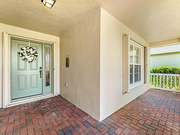 2nd image of 921 Indian Oaks Dr