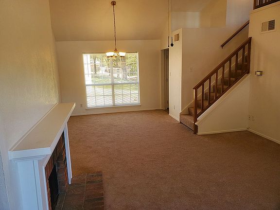 2nd image of 16 Crockett Ct