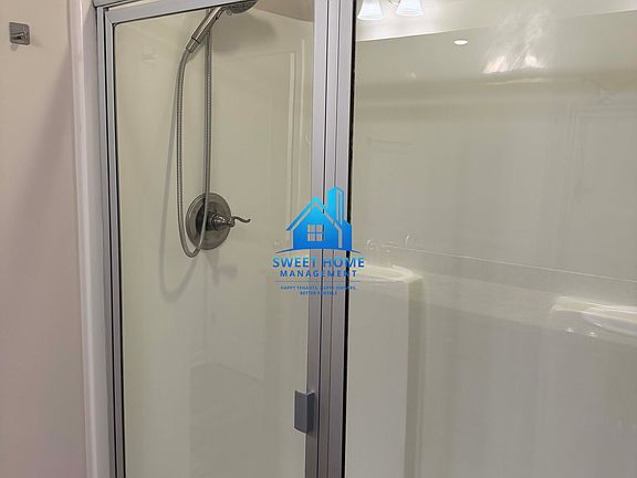2nd image of 6006 Townes Way