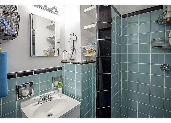 Rented by Warburg | media 13