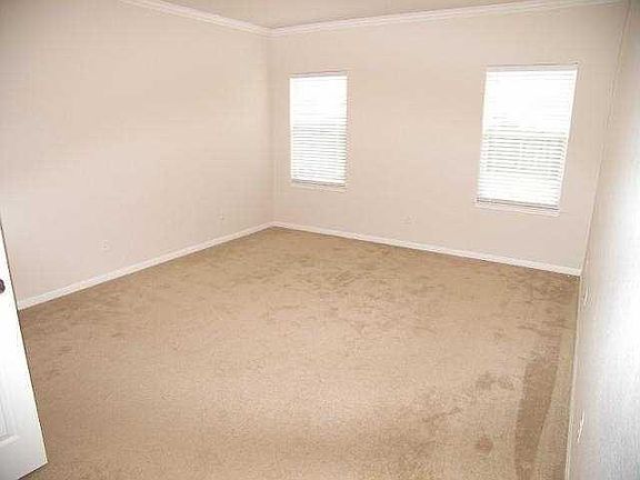 4th image of 9520 Bromsgrove Dr
