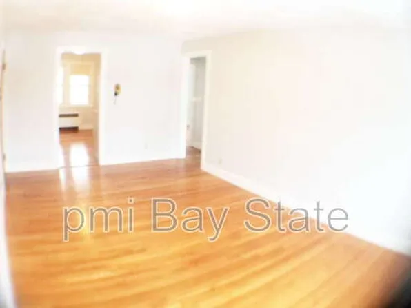 192 Holbrook Rd #4, Quincy, MA 02171