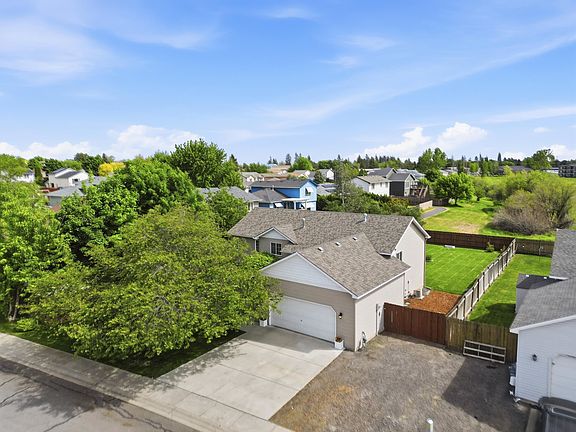 5th image of 520 E Norma Lee Ave