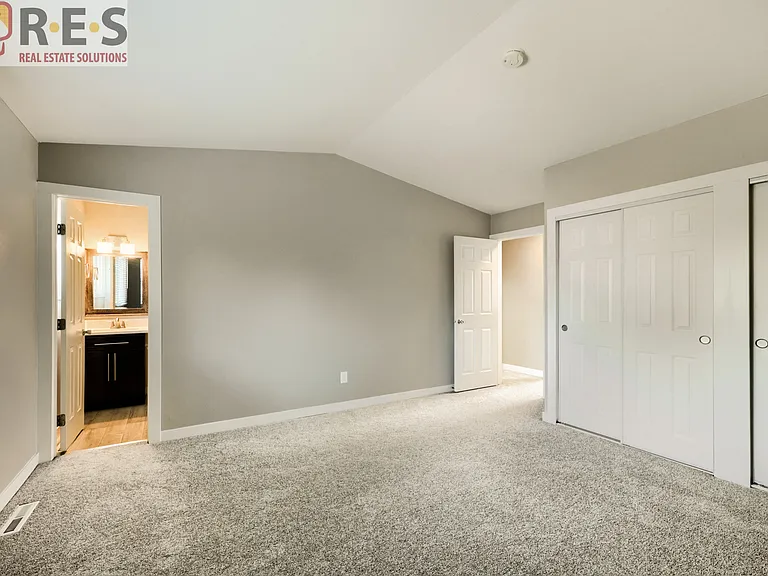 3669 S Gibralter Cir — Photo 14