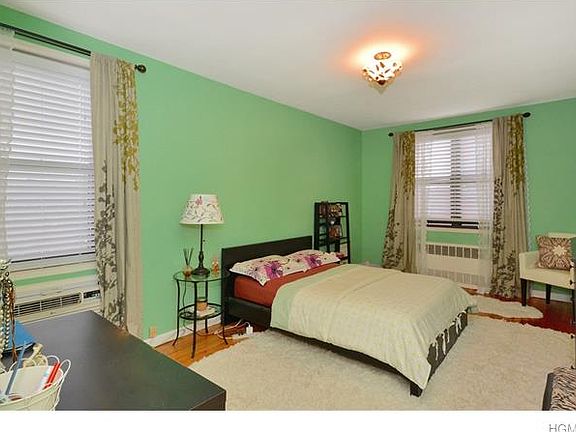 5th image of 3215 Arlington Ave APT 7H