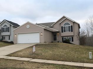 2933 Woodside Ave SE, Grand Rapids, MI 49508
