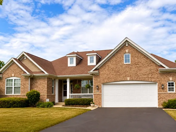 2520 Wall St, McHenry, IL 60051