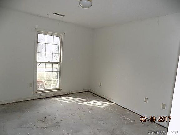 5th image of 7303 Blythwood Ln
