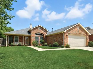 5141 Chessie Cir, Haltom City, TX 76137