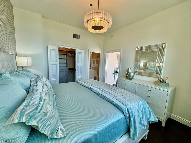 365 5th Ave S #303 — Photo 31