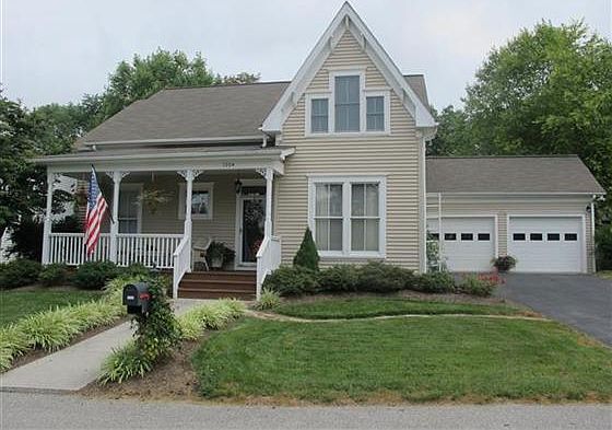 1st image of 1202 Village Way S