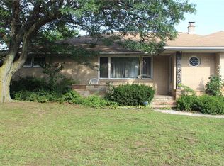 311 Pine Ridge Rd, Buffalo, NY 14225