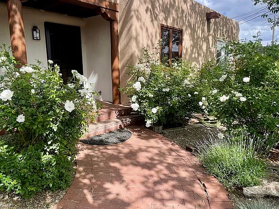 3rd image of 3125 Jemez Rd #A