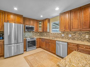 725 Clark Dr, Fort Walton Beach, FL 32547