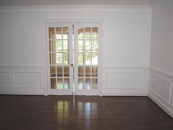Dining Room w/French doors