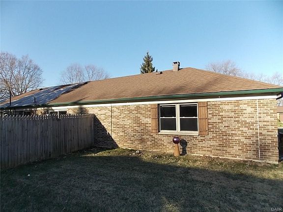 3rd image of 6060 Rangeview Dr