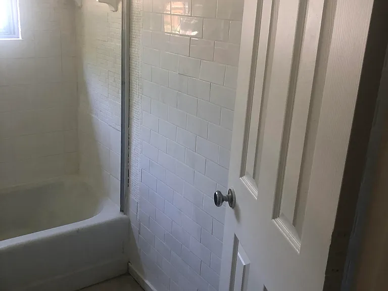 1815 Dennis St — Photo 10