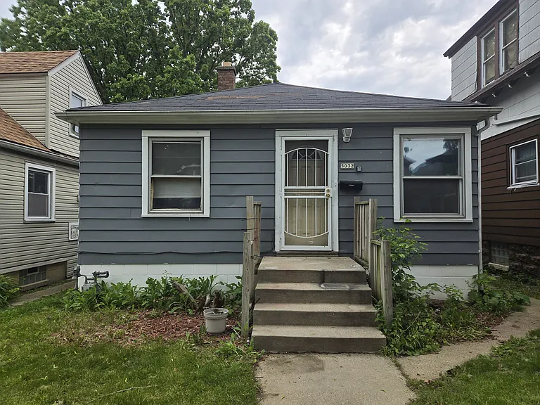 5032 N 28th St — Photo 1