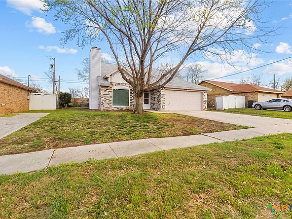 3rd image of 2600 Grasslands Dr