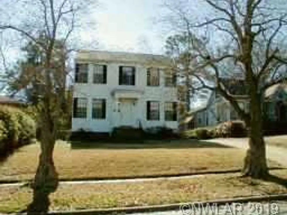 211 Merrick St