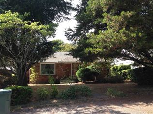 10731 39th Ave NE, Seattle, WA 98125