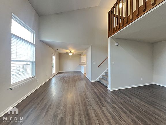 5th image of 1698 Prairieview Ln