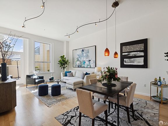 3rd image of 317 29th St APT 204
