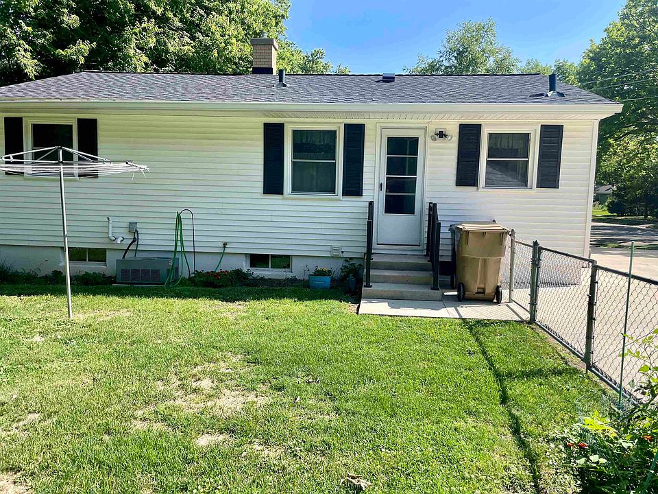 2nd image of 5541 Dahlen Dr