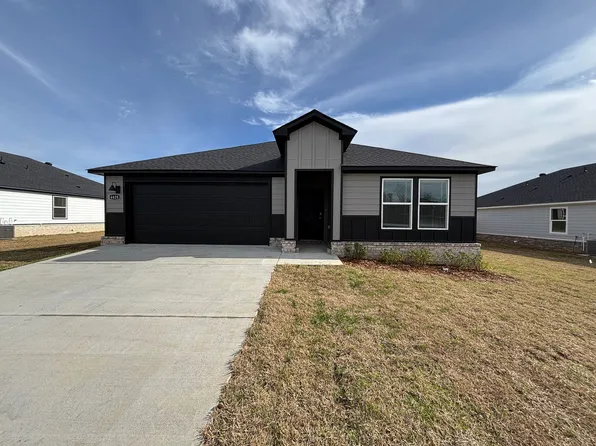 6428 Newark Dr, Alexander, AR 72002