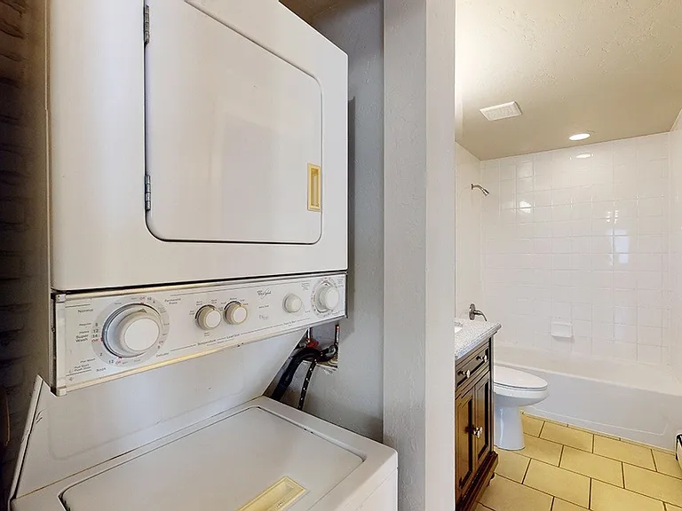 The Sugarberry Apartments — Photo 17
