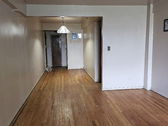 5th image of 3225 90th St APT 509