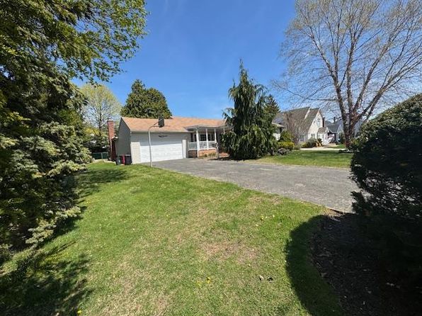 3203 Poplar Place, Wantagh, NY 11793