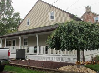 611 Main St, Freemansburg, PA 18017